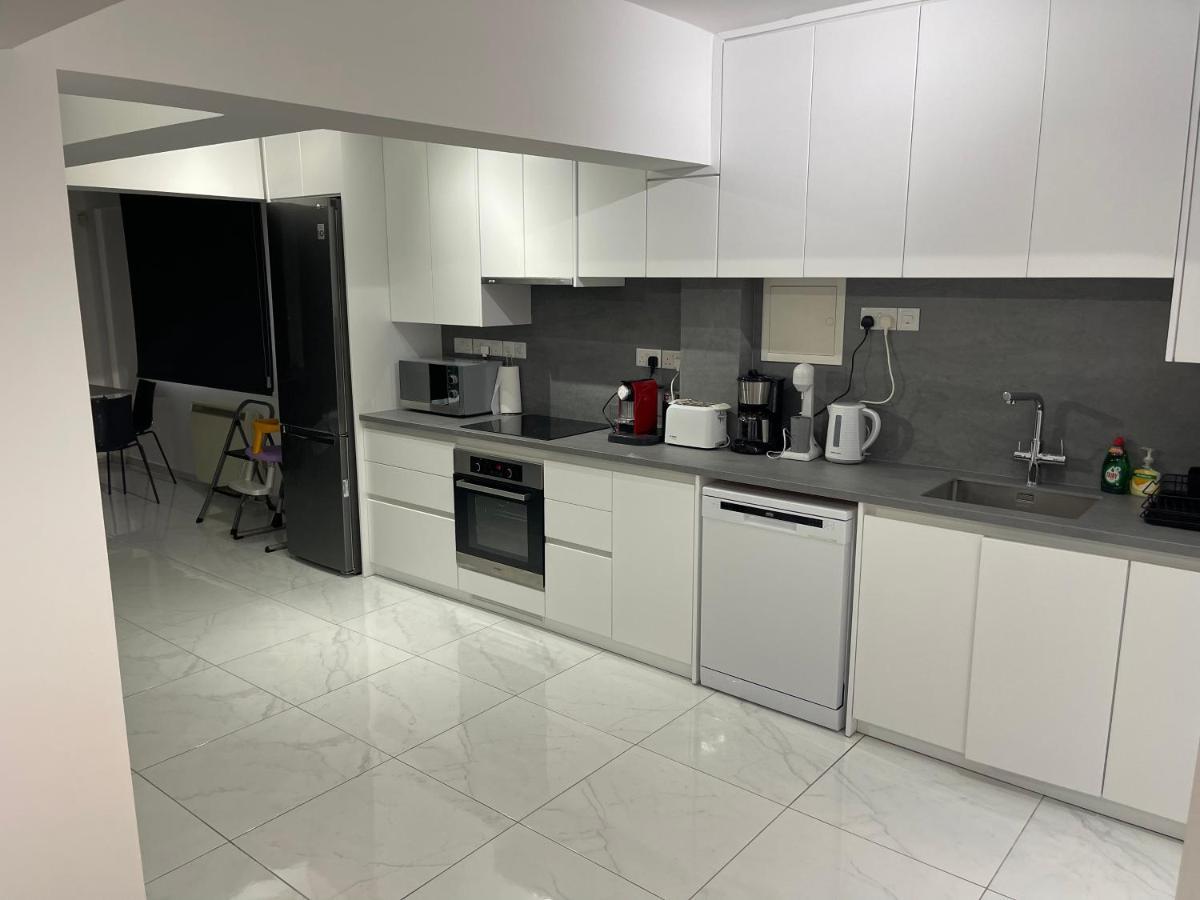 Konnos Hight Villa โปรทาราส ภายนอก รูปภาพ