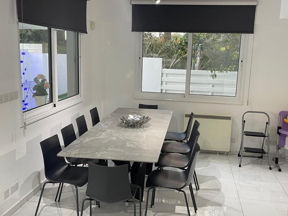 Konnos Hight Villa โปรทาราส ภายนอก รูปภาพ
