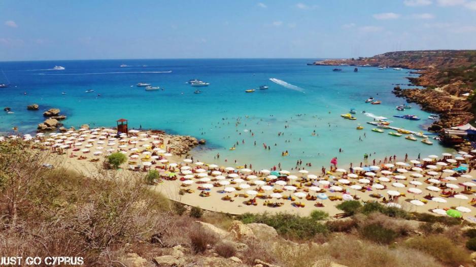 Konnos Hight Villa โปรทาราส ภายนอก รูปภาพ
